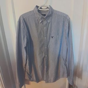 American Eagle button down